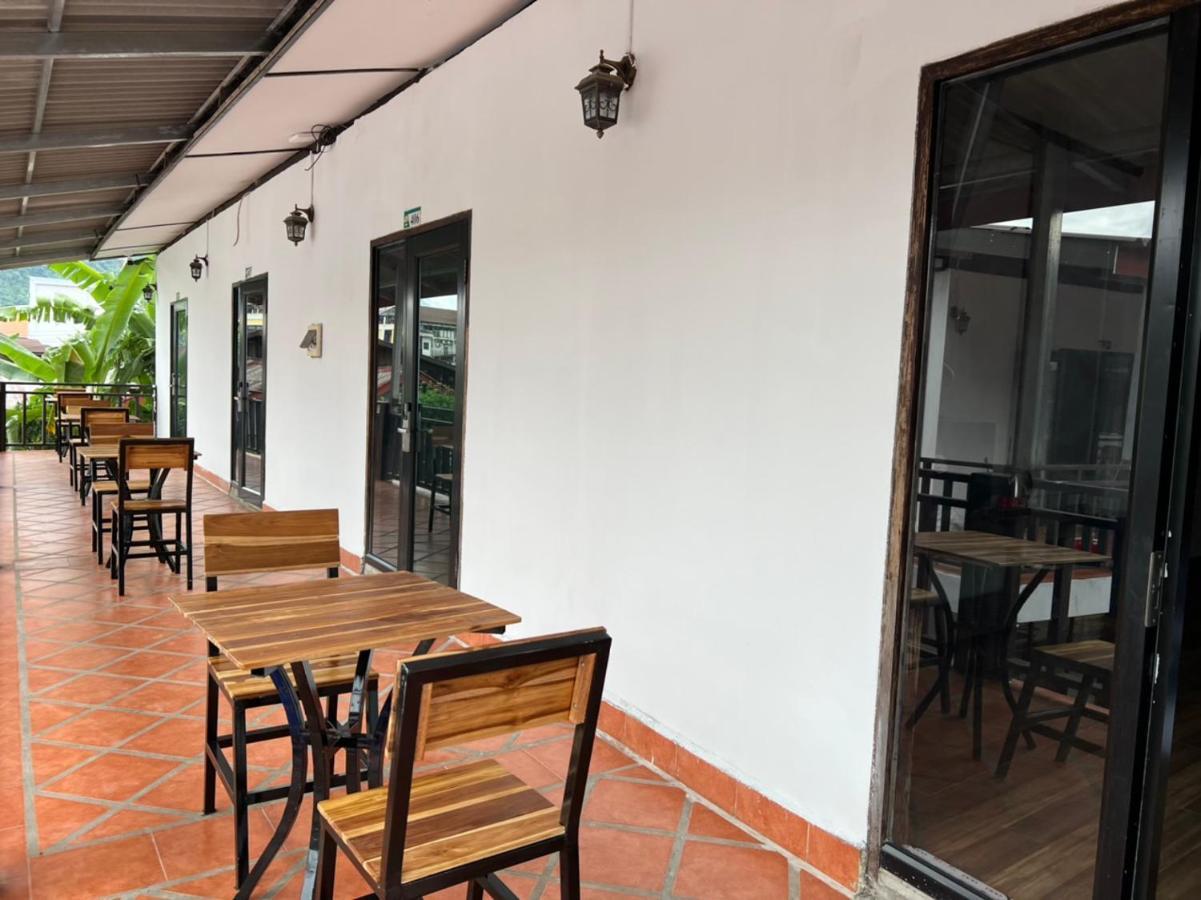 Jasmine Garden Resort Vang Vieng Exterior foto